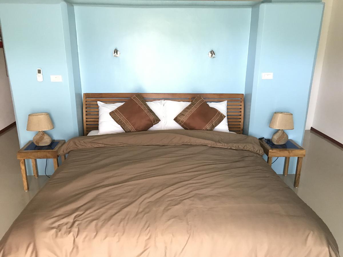 Cabilao Sunset Dive & Beach Resort Loon Exterior foto