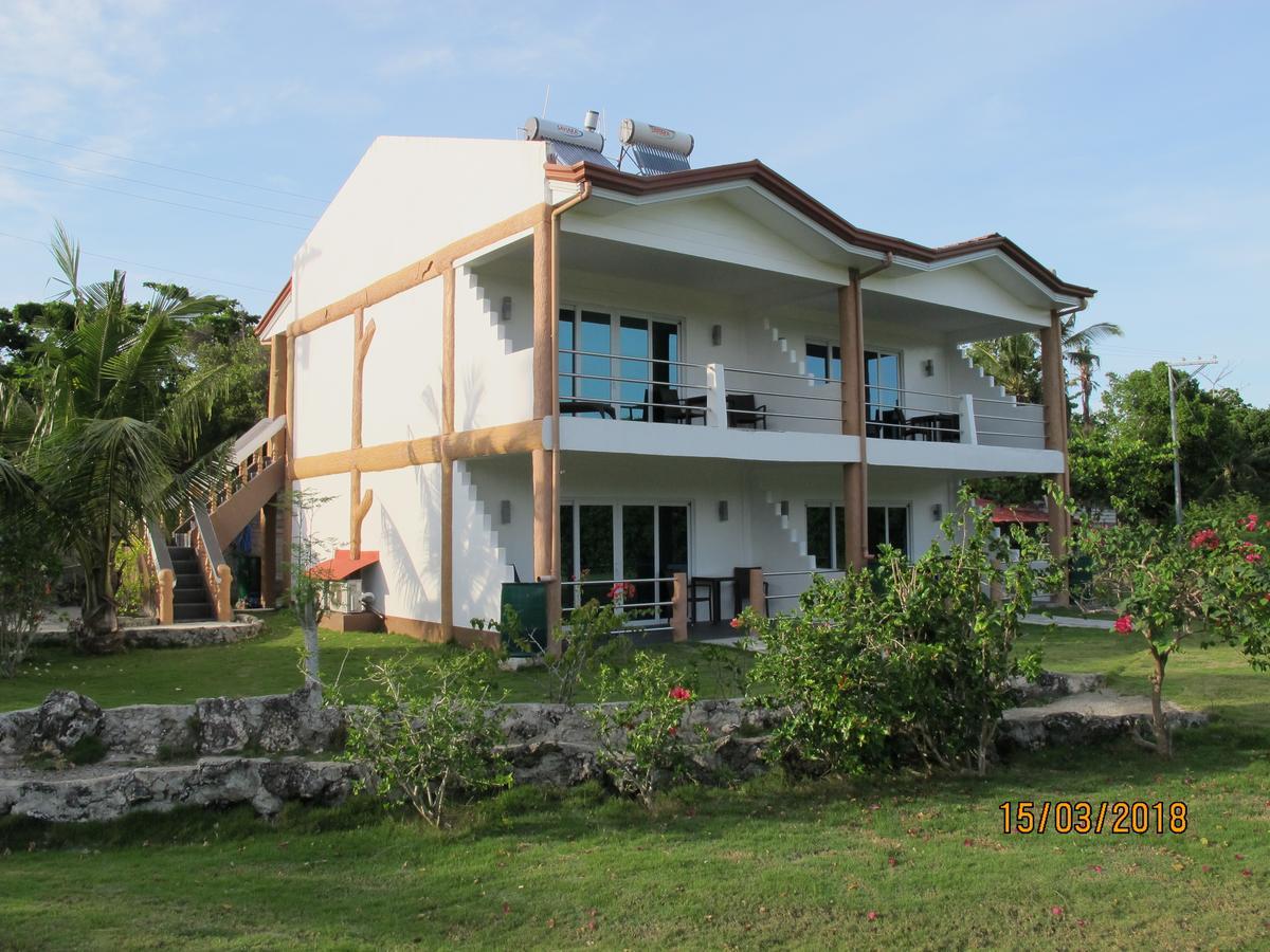 Cabilao Sunset Dive & Beach Resort Loon Exterior foto