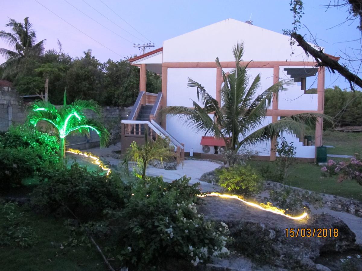 Cabilao Sunset Dive & Beach Resort Loon Exterior foto